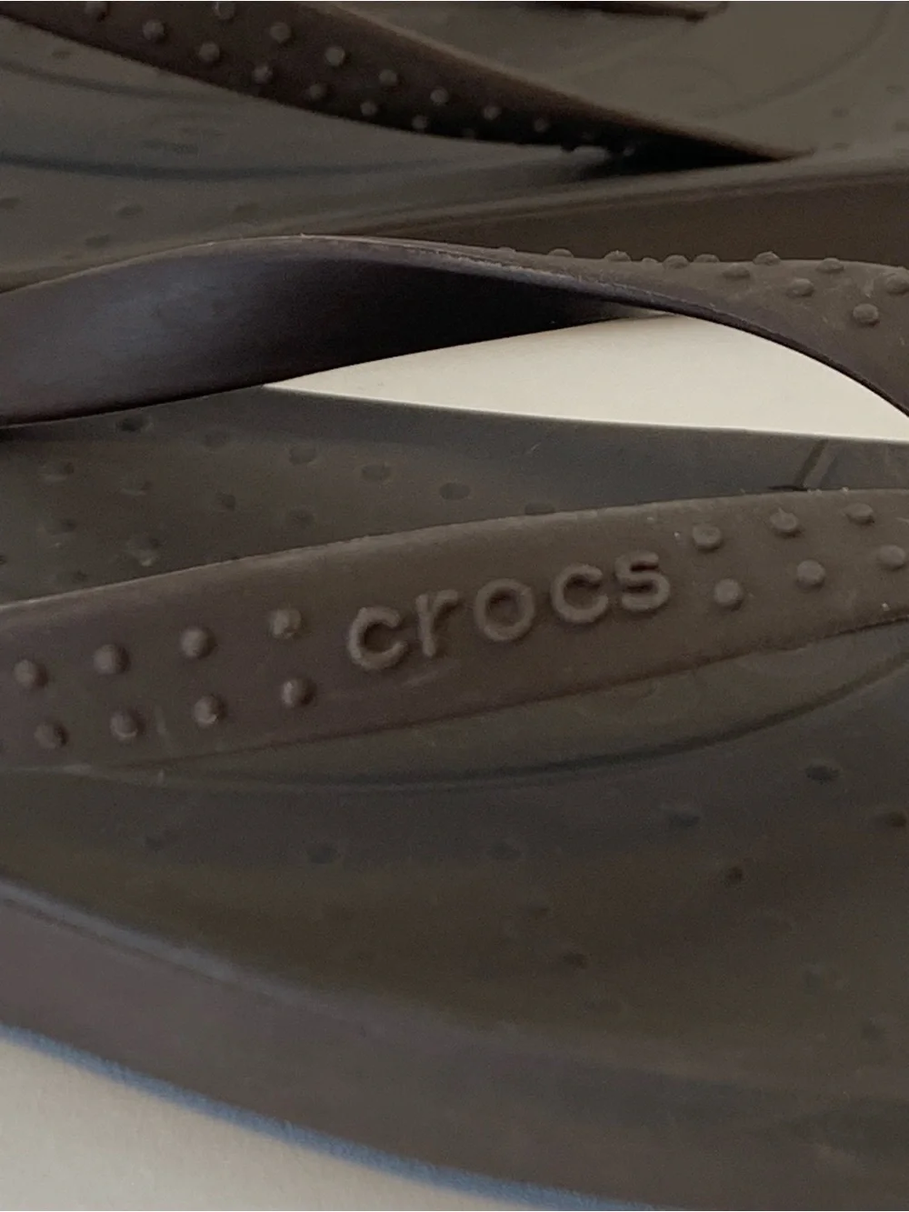 CROCS Kid's Crocband Flip Flop Sandals ~ J3 (2M/4W)